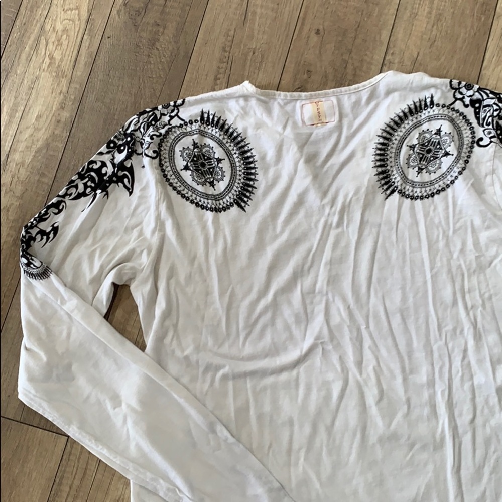 Men’s Top - Picture 3 of 4
